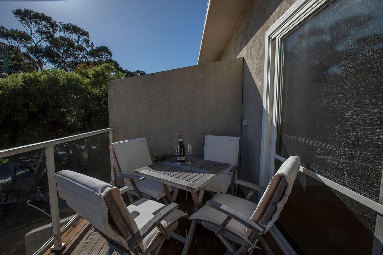 Quarterdeck Apartment Binalong Bay Kültér fotó