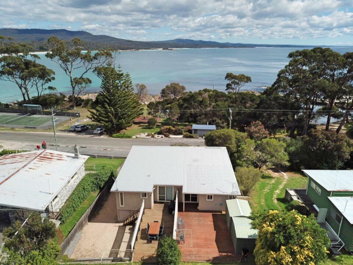 Quarterdeck Apartment Binalong Bay Kültér fotó